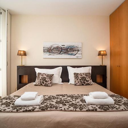 Locally Yours Sao Bento Apartments Porto Exterior photo